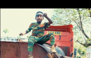 VIDEO | KHAN SILLAH Ft. BABA SILLAH – SAY KHAN SILLAH
