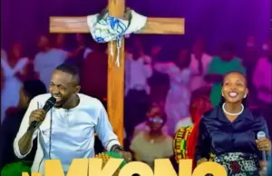 Dr.Ipyana ft Fay Jonathan Praise and Worship Medley – Ni Mkono Wako Dr.Ipyana ft Fay Jonathan Praise and Worship medley – Ni Mkono Wako